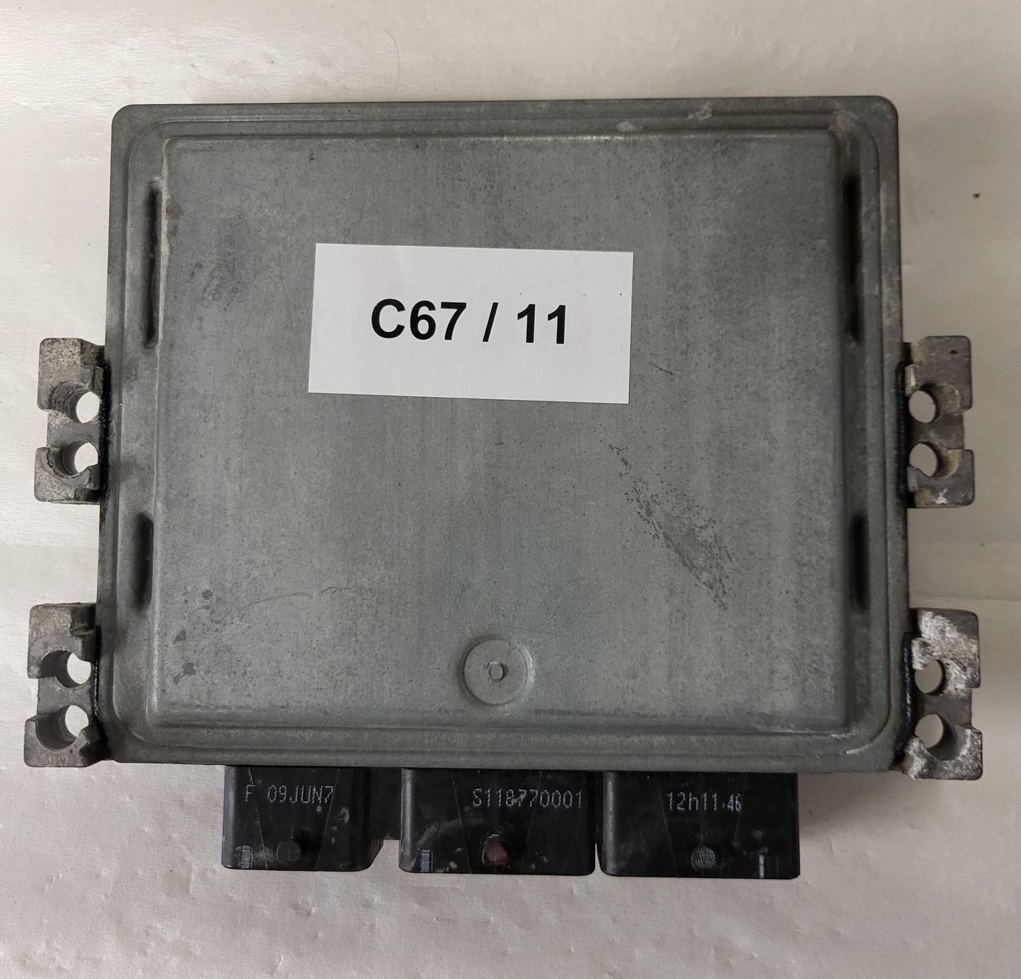 Renault Megane Scenic ECU / S122326113A / 8200804775 / 8200807626 / SID301 / SIEMENS