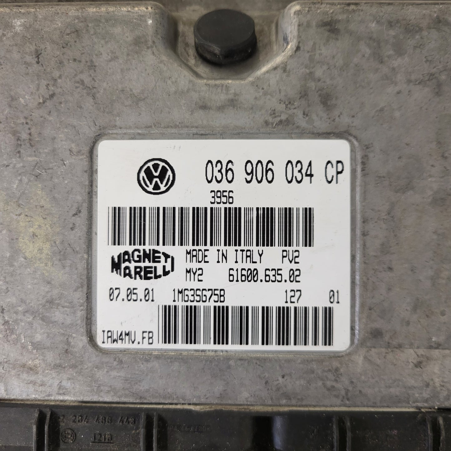SEAT LEON 1M ECU / 036906034CP / IAW 4MV.FB / 61600.635.02 / MAGNETI MARELLI