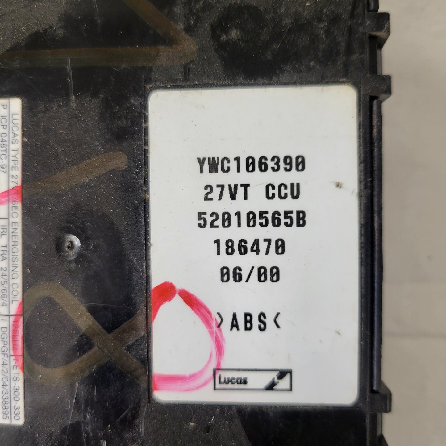 LAND ROVER FREELANDER ECU / YWC106390 / 27VT