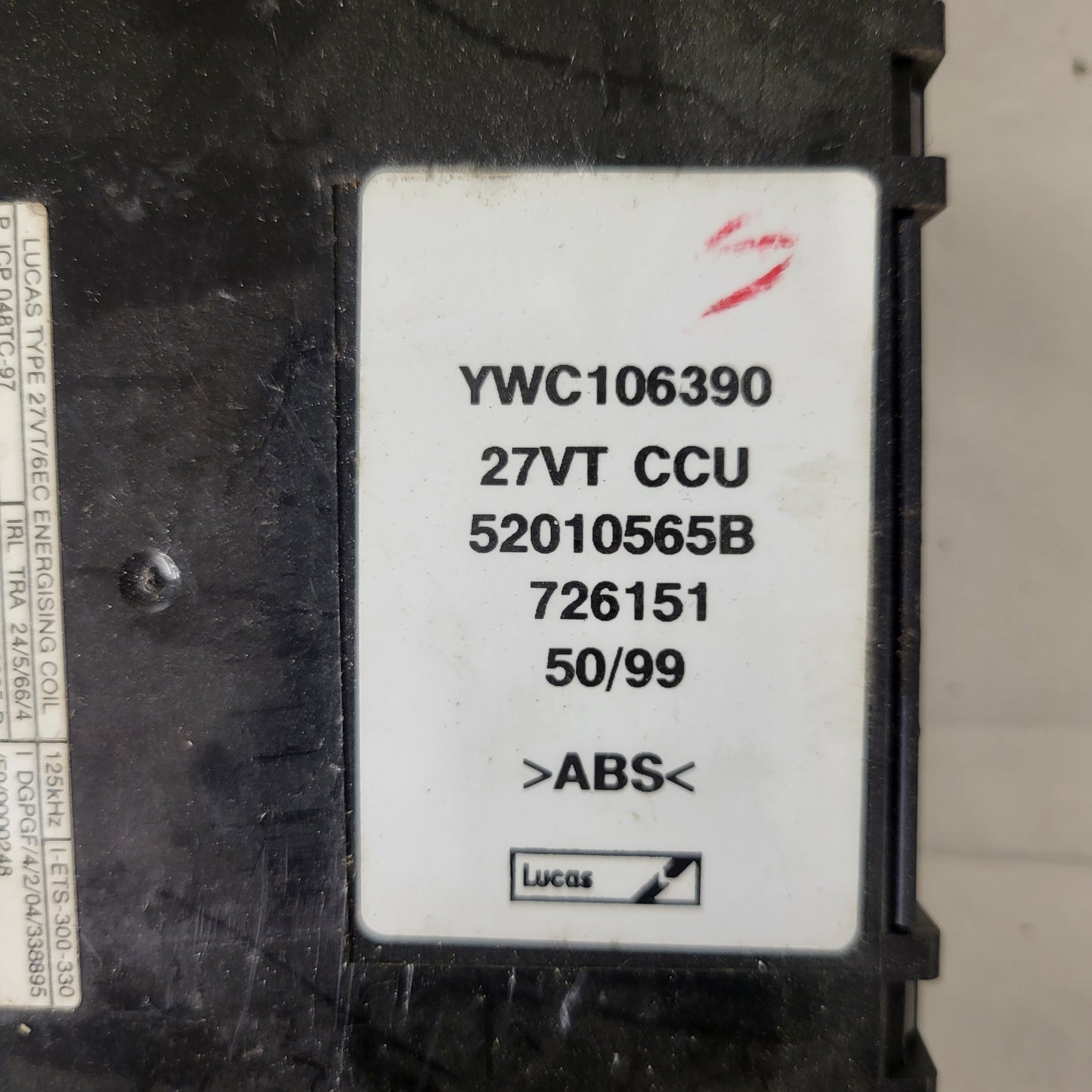 LAND ROVER FREELANDER ECU / YWC106390 / 27VT