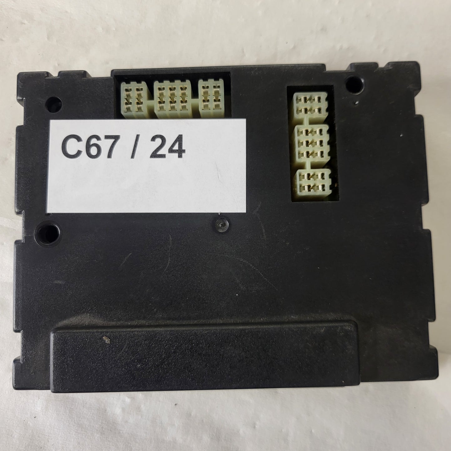 LAND ROVER FREELANDER ECU / YWC106080 / 27VT