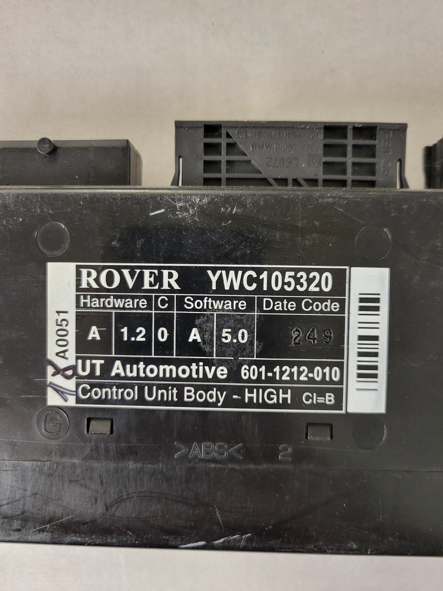 ROVER ECU / YWC105320 / 601-1212-010 / COMFORT MODULE