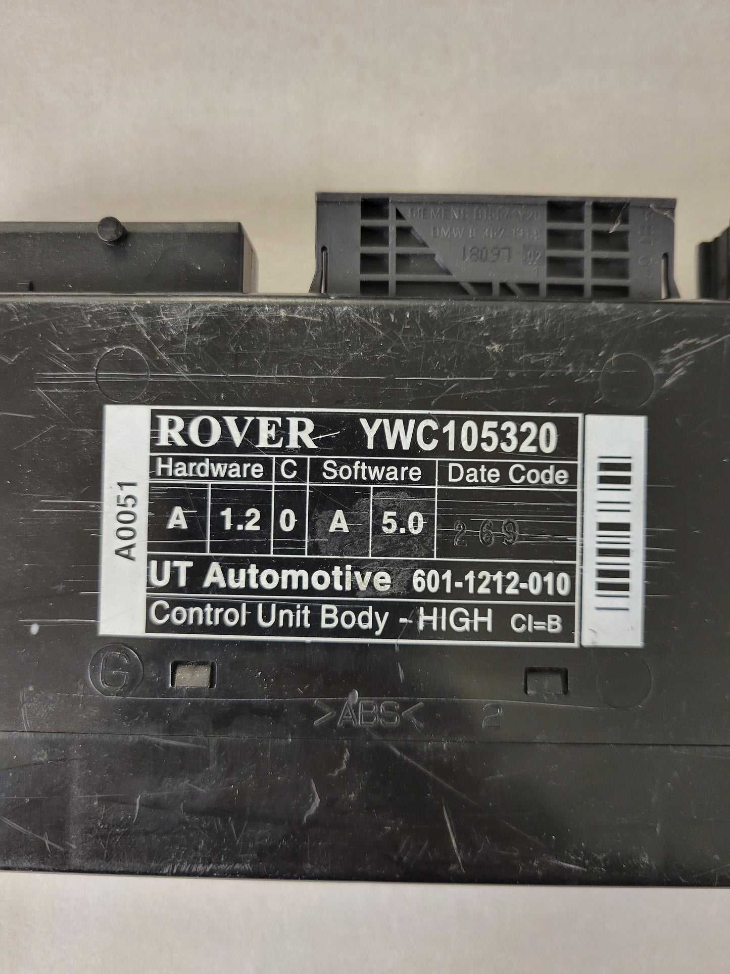 ROVER ECU / YWC105320 / 601-1212-010 / COMFORT MODULE