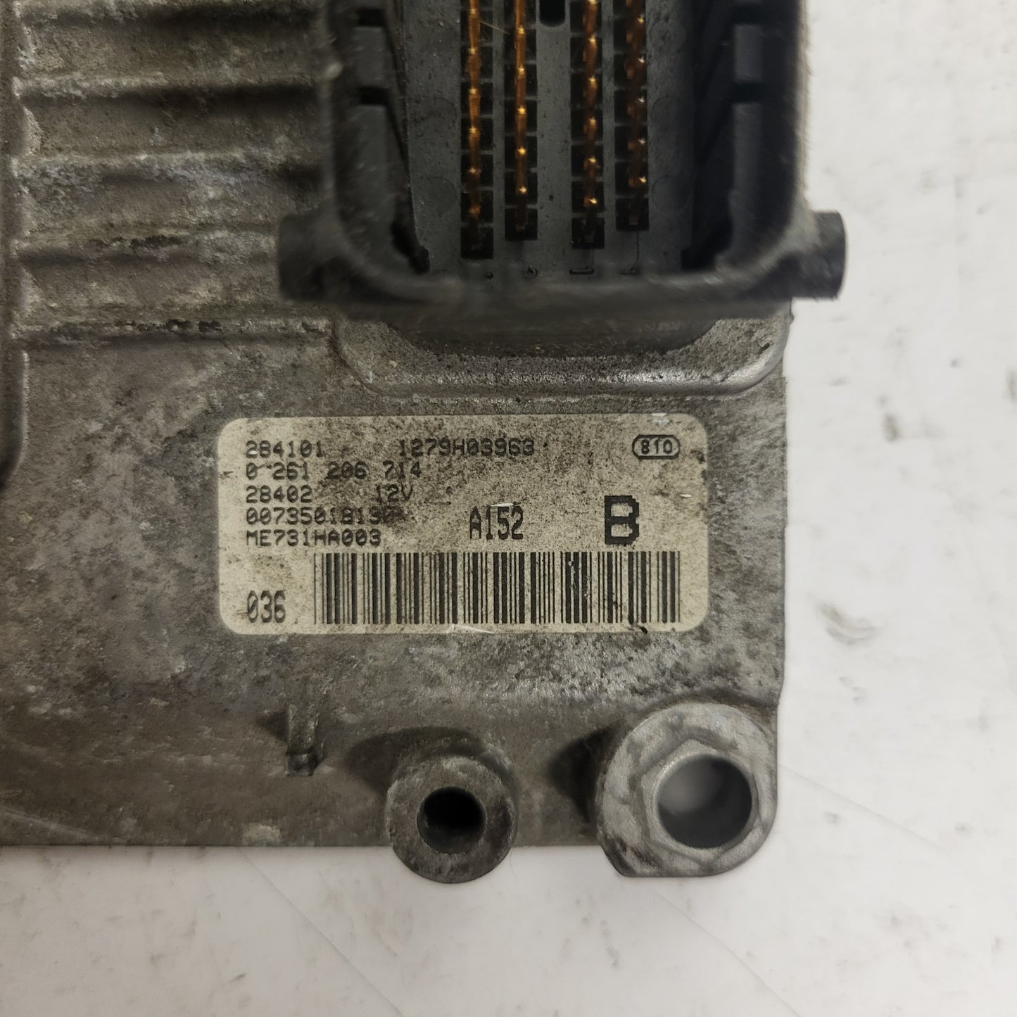 ALFA ROMEO 147 ECU / 0261206714 / 00735018130 / ME731 / ME731HA003 / BOSCH