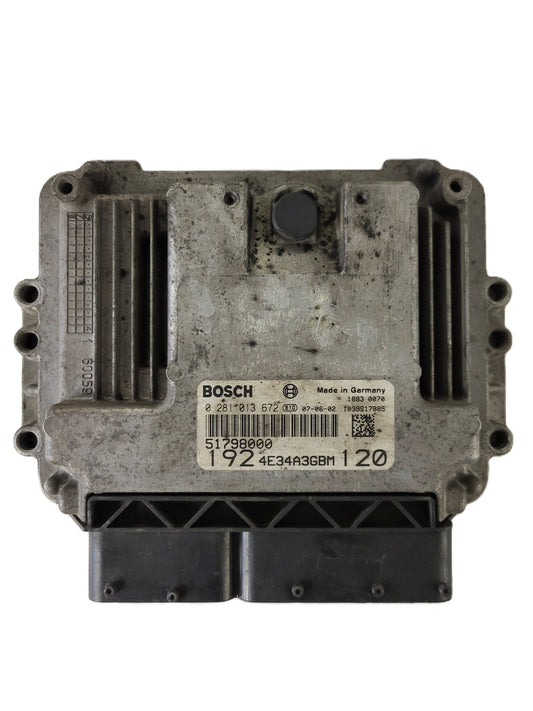 FIAT STILO 1.9 JTD ECU / 0281013672 / 51798000 / BOSCH