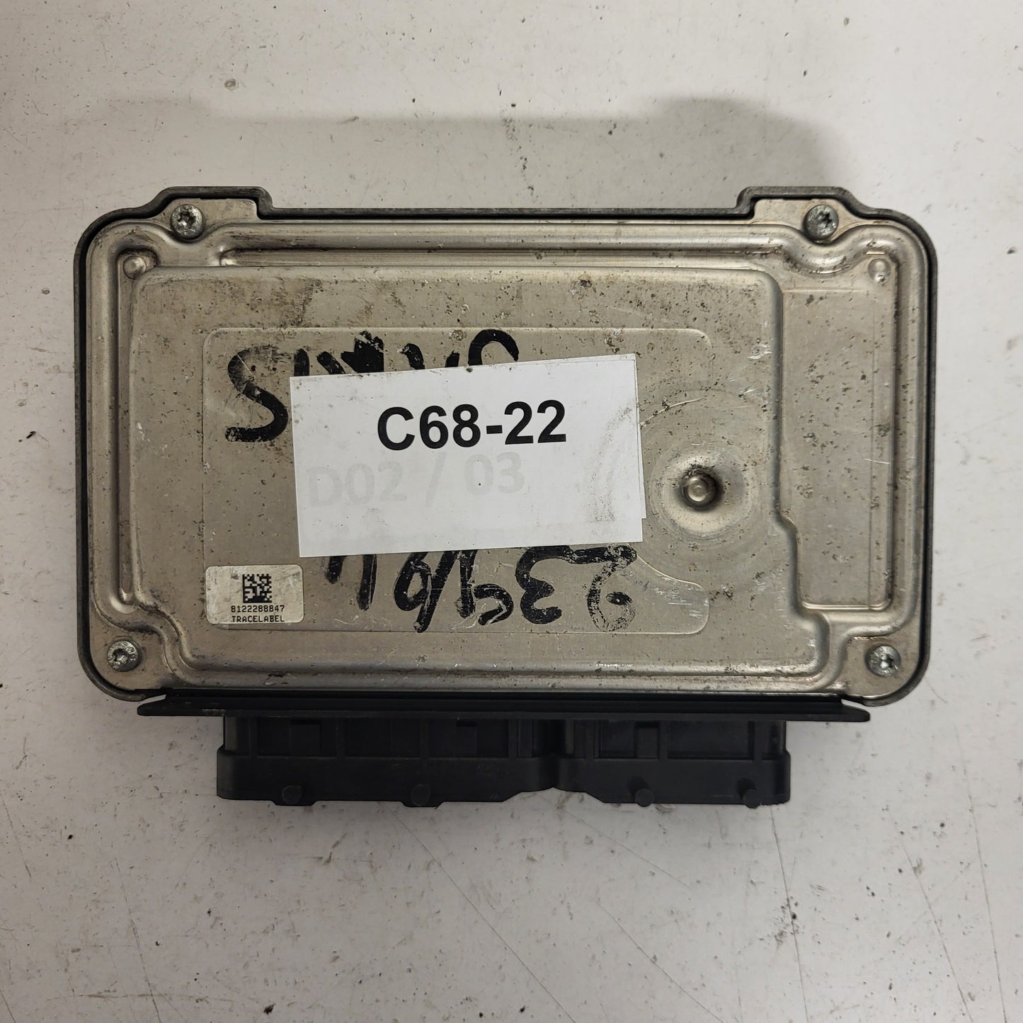 TOYOTA YARIS 1KR-FE ECU / 0261208841 / 89661-0D270 / BOSCH