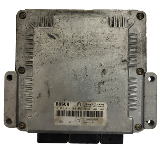 Renault ECU / 0281011102 / 8200153945 / 8200222133 / BOSCH