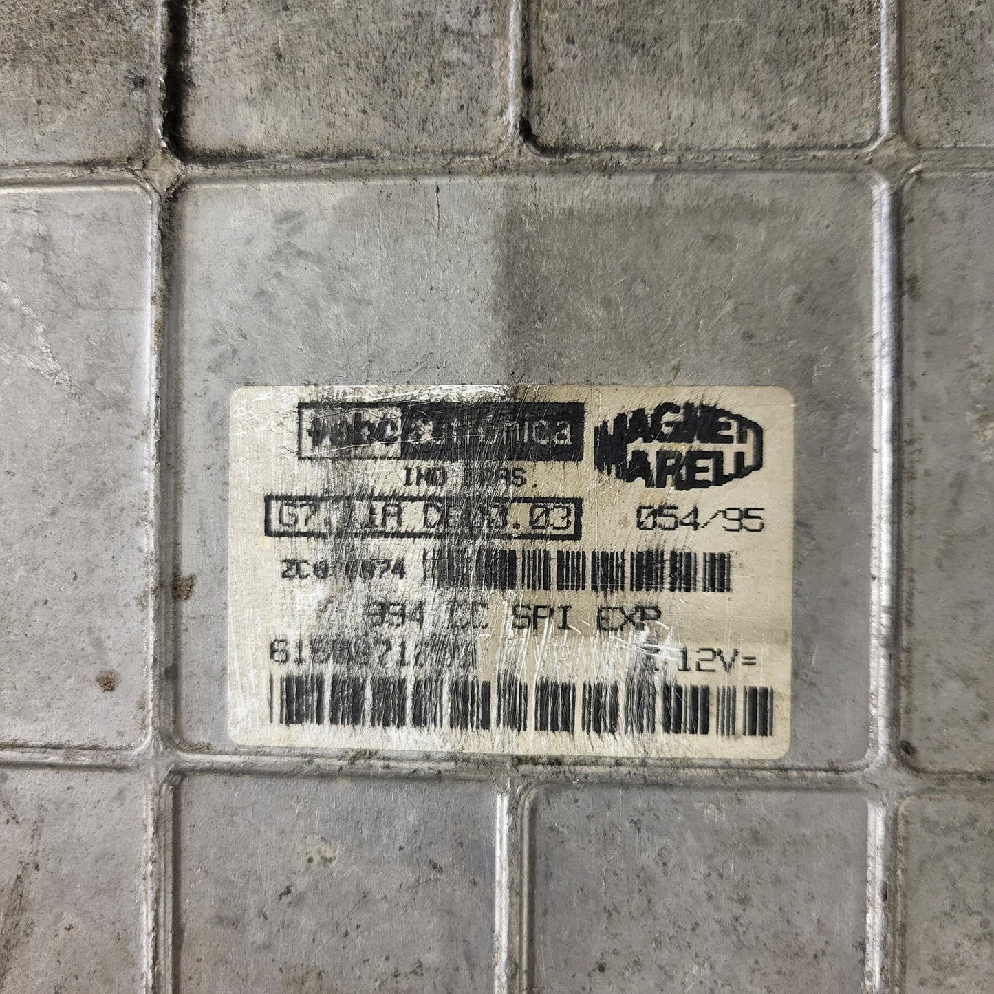 Fiat Uno ECU / G7.11A / 6160271203 / MAGNETI MARELLI