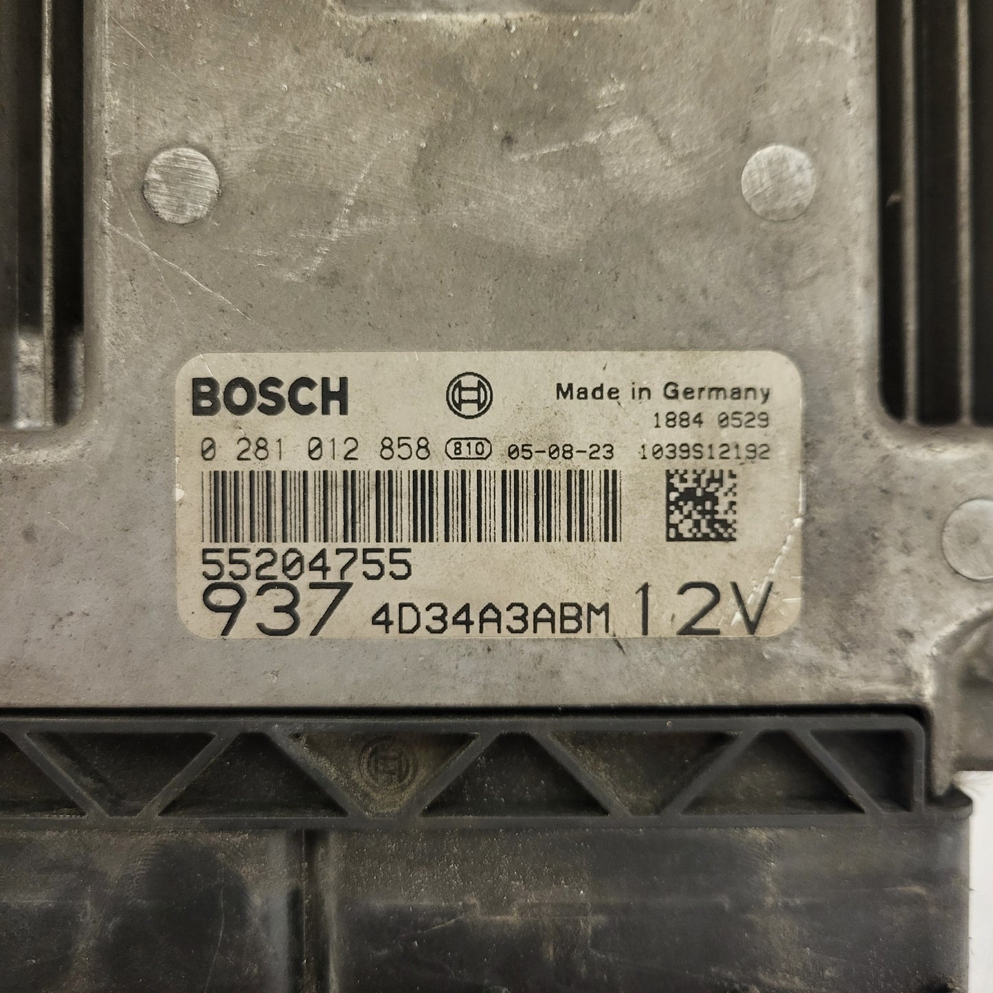 ALFA ROMEO 147 ECU / 0281012858 / 55204755 / BOSCH