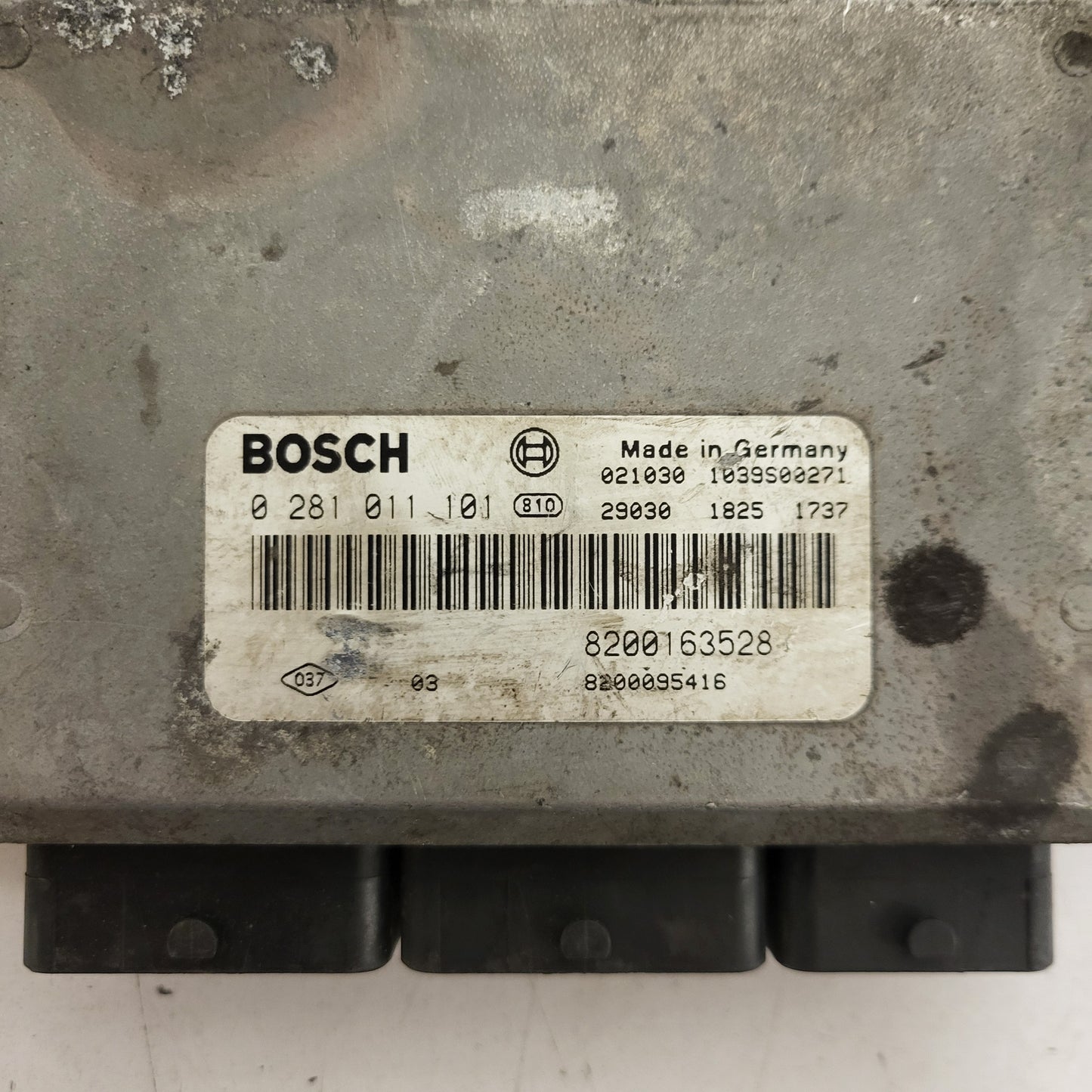 RENAULT LAGUNA ECU / 0281011101 / 8200163528 / 8200095416 / BOSCH