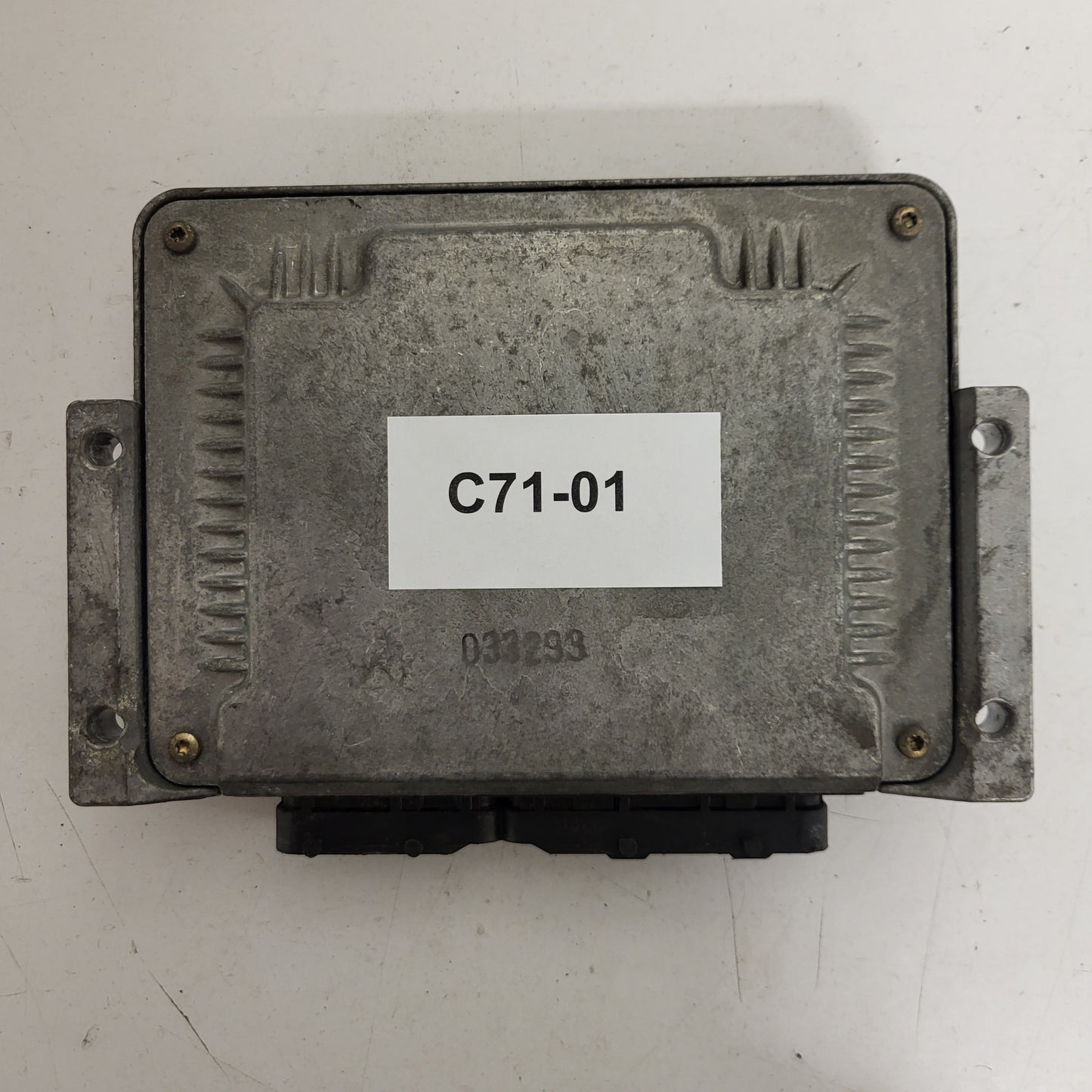 ALFA 147 ECU / 0281010332 / 55185365 / BOSCH