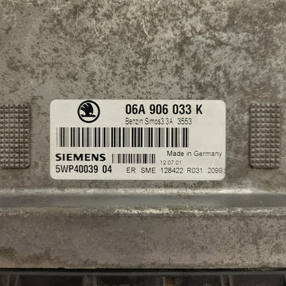 SKODA OCTAVIA ECU / 06A906033K / 5WP40039 04 / SIMOS 3.3A / SIEMENS