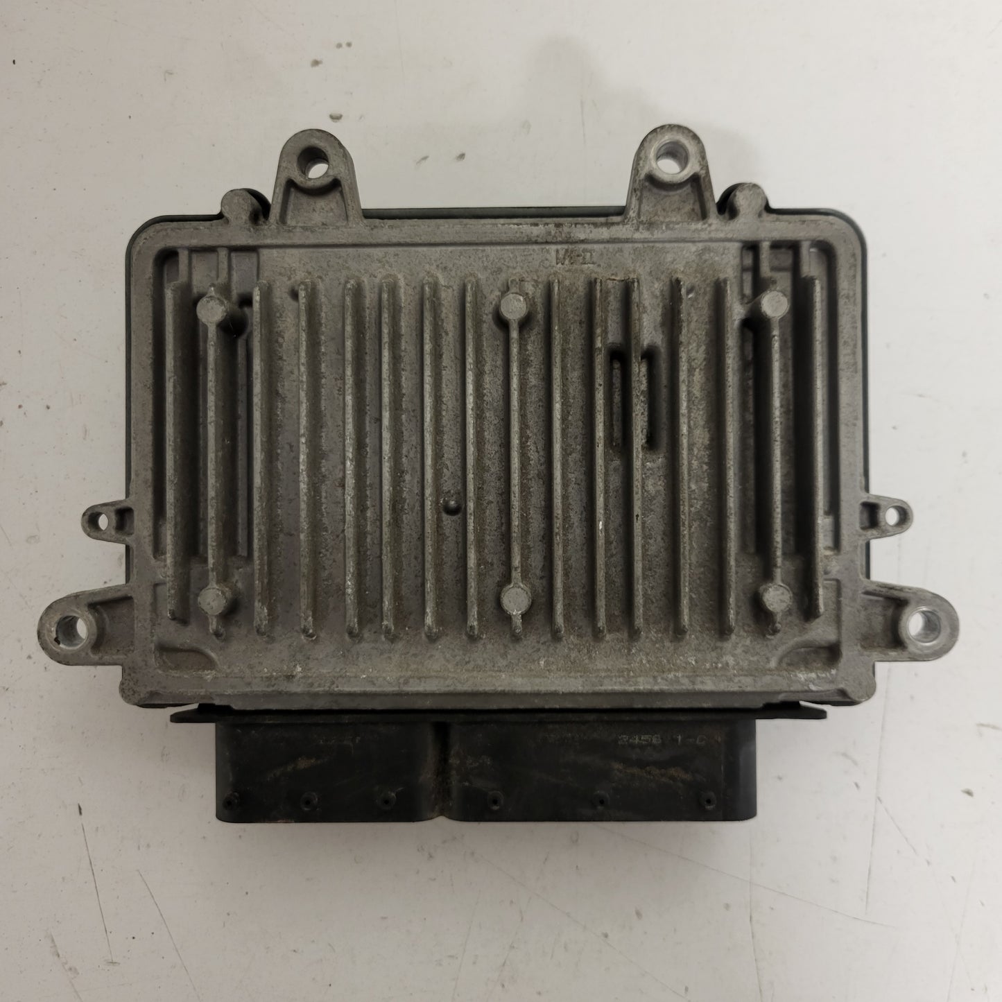 MERCEDES BENZ A B / 0281013965 / A6401501691 / BOSCH CRA.32 OM640