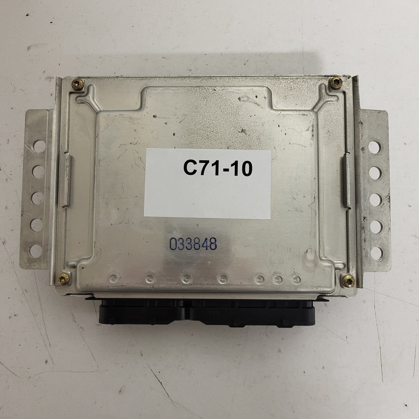 LANCIA LYBRA ECU / 0281010338 / 46823587 / BOSCH