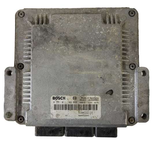 Renault ECU / 0281011102 / 8200153945 / 8200222133 / BOSCH