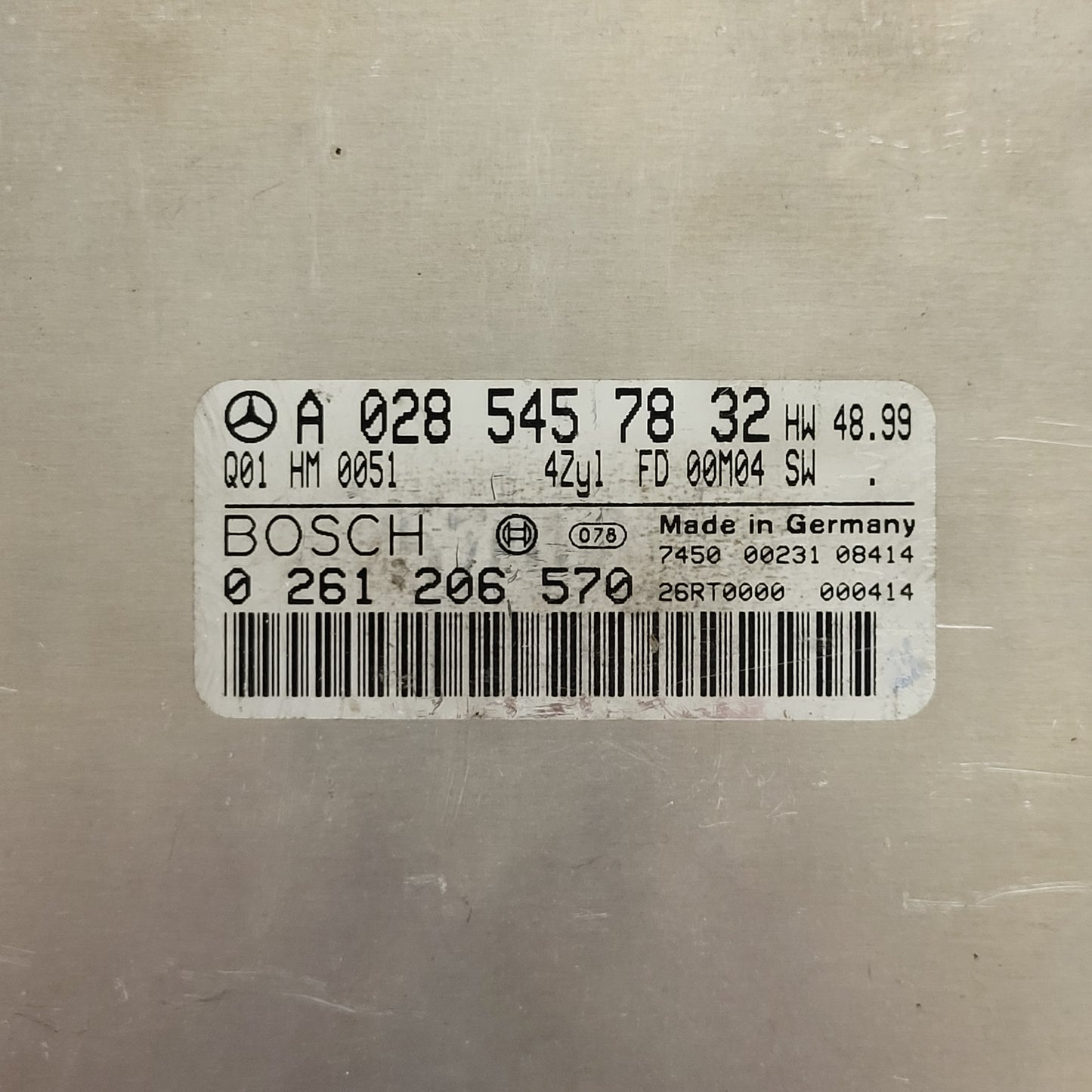 MERCEDES BENZ E W210 ECU / A0285457832 / 0261206570 / BOSCH