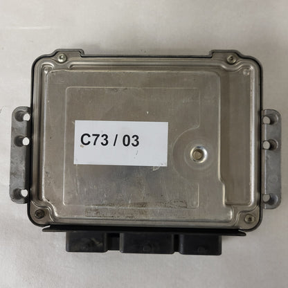Renault Megane 1.9 DCI ECU / 0281011276 / 8200305678 / 8200304606 / BOSCH