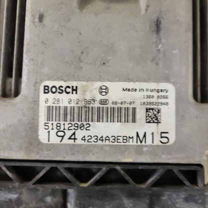 FIAT CROMA 1.9 JTD ECU / 0281012963 / 51854280 / 1039S83739 / BOSCH