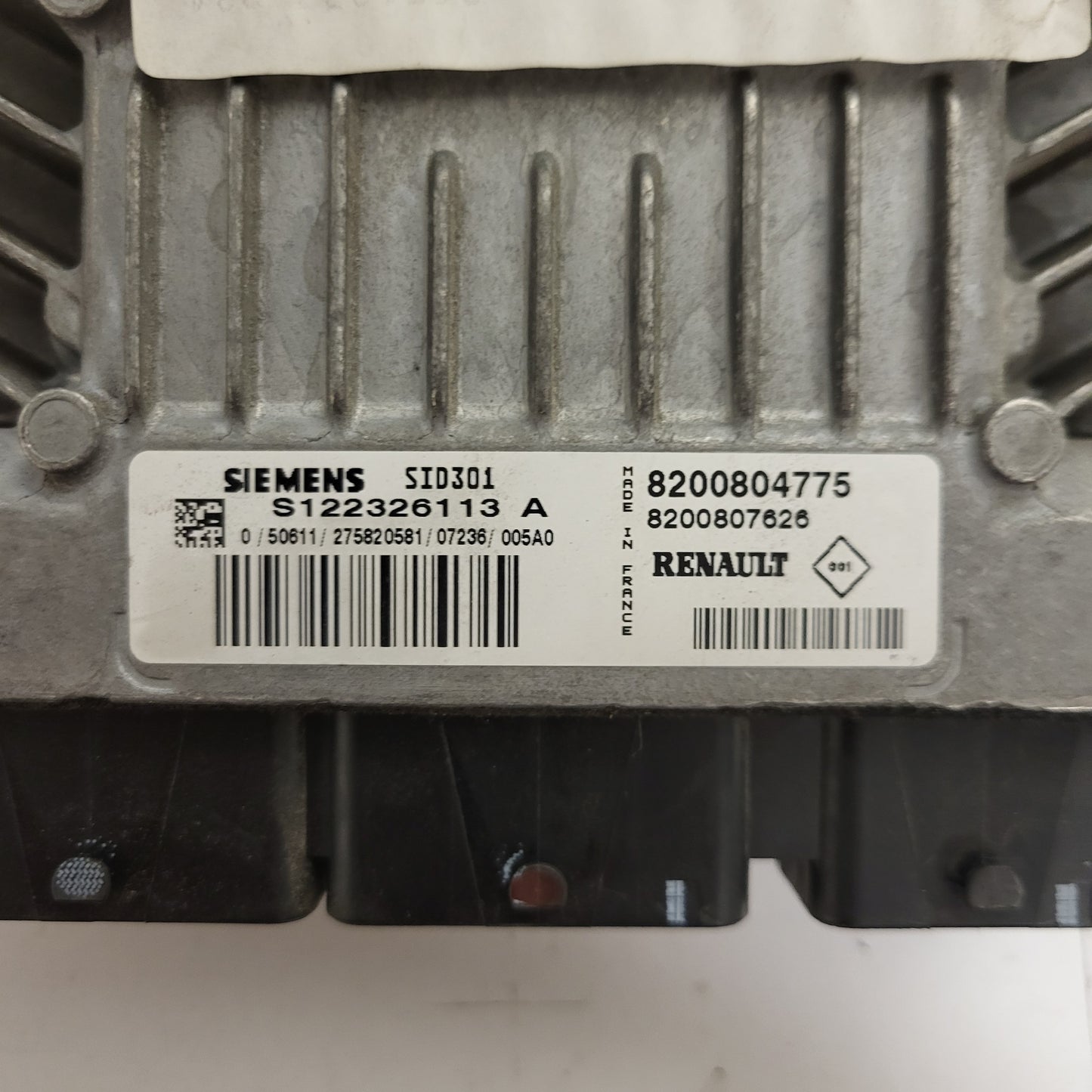 Renault ECU / S122326113A / 8200804775 / 8200807626 / SID301  / S122326113