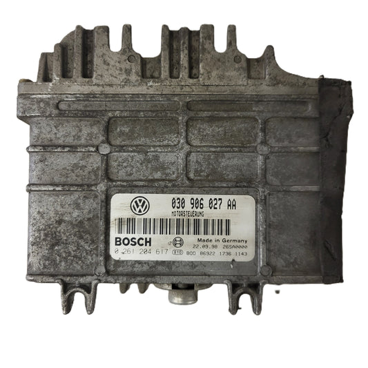 VOLKSWAGEN POLO ECU / 030906027AA / 0261204617 / BOSCH