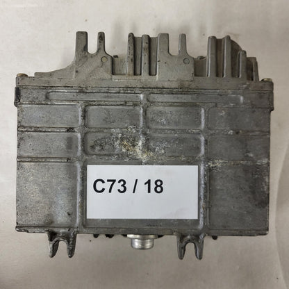 VOLKSWAGEN POLO ECU / 030906027AA / 0261204617 / BOSCH