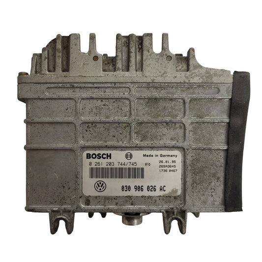 VW POLO 6N ECU / 0261203744/745 / 030906026AC / BOSCH