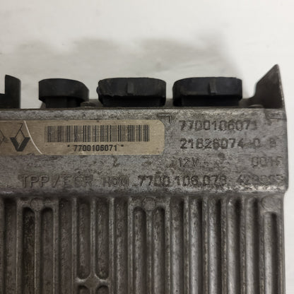RENAULT ECU / 7700106071 / 21626074-0 / 7700106078 / SAGEM