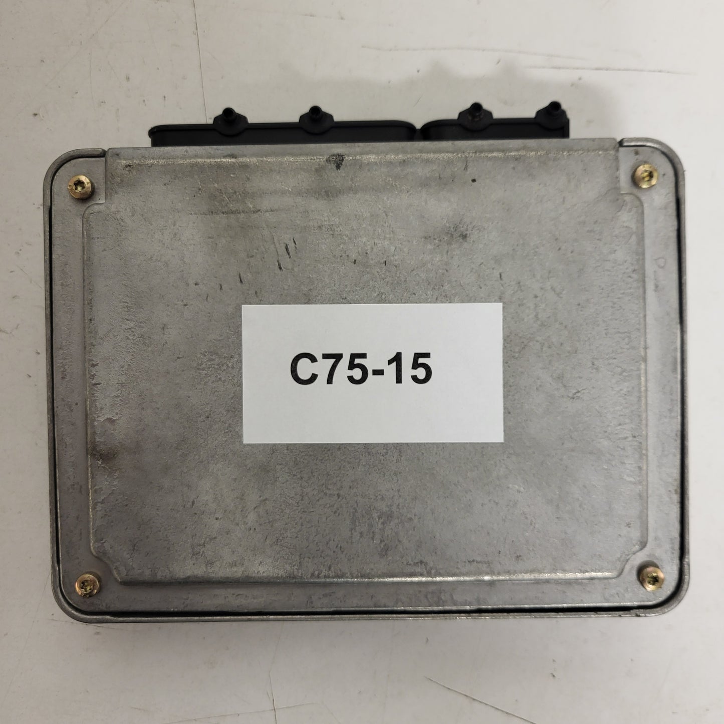 VW PASSAT B5 ECU / 038906018P / 0281001720 / BOSCH