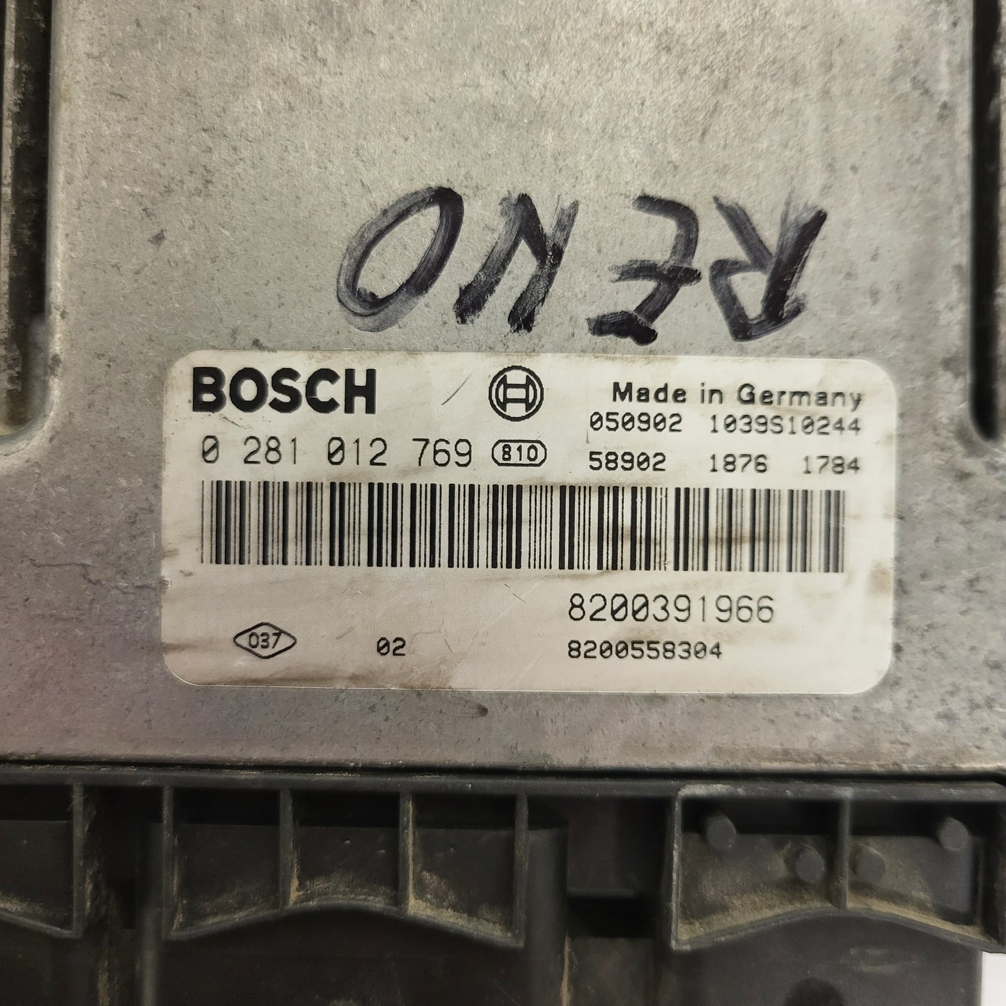 Renault Megene Scenic 1.5 DCI ECU / 0281012769 / 8200391966 / 8200558304