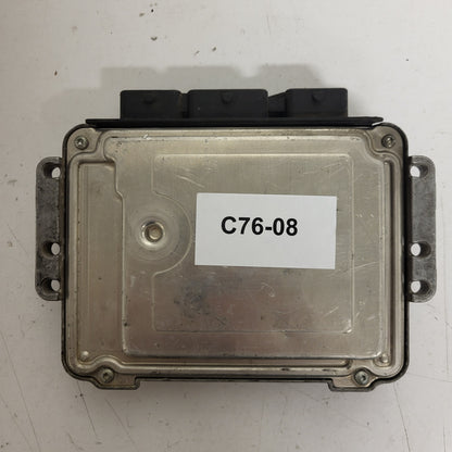 Renault 1.9DCI ECU / 0281011776 / 8200391966 / 8200386508 / BOSCH