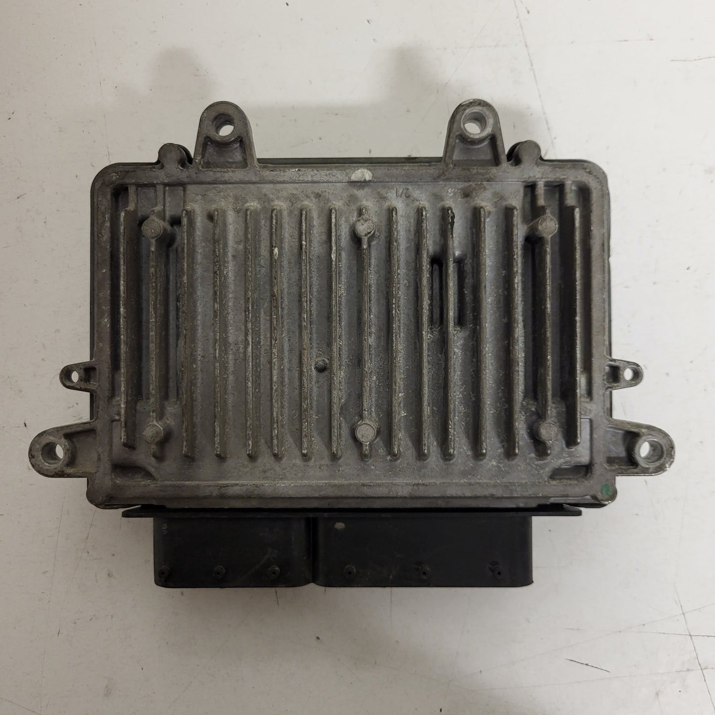 Mercedes a W169 ECU / 0281012259 / A6401502879 / CRA.42 / BOSCH