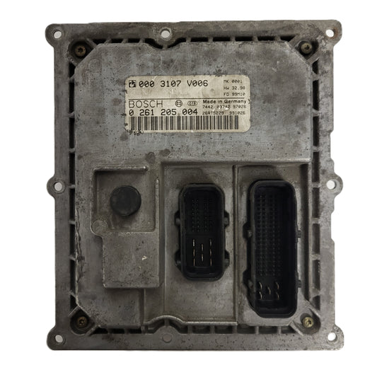 SMART FORTWO ECU / 0261205004 / 0003107V006 / HW 32.98 / BOSCH