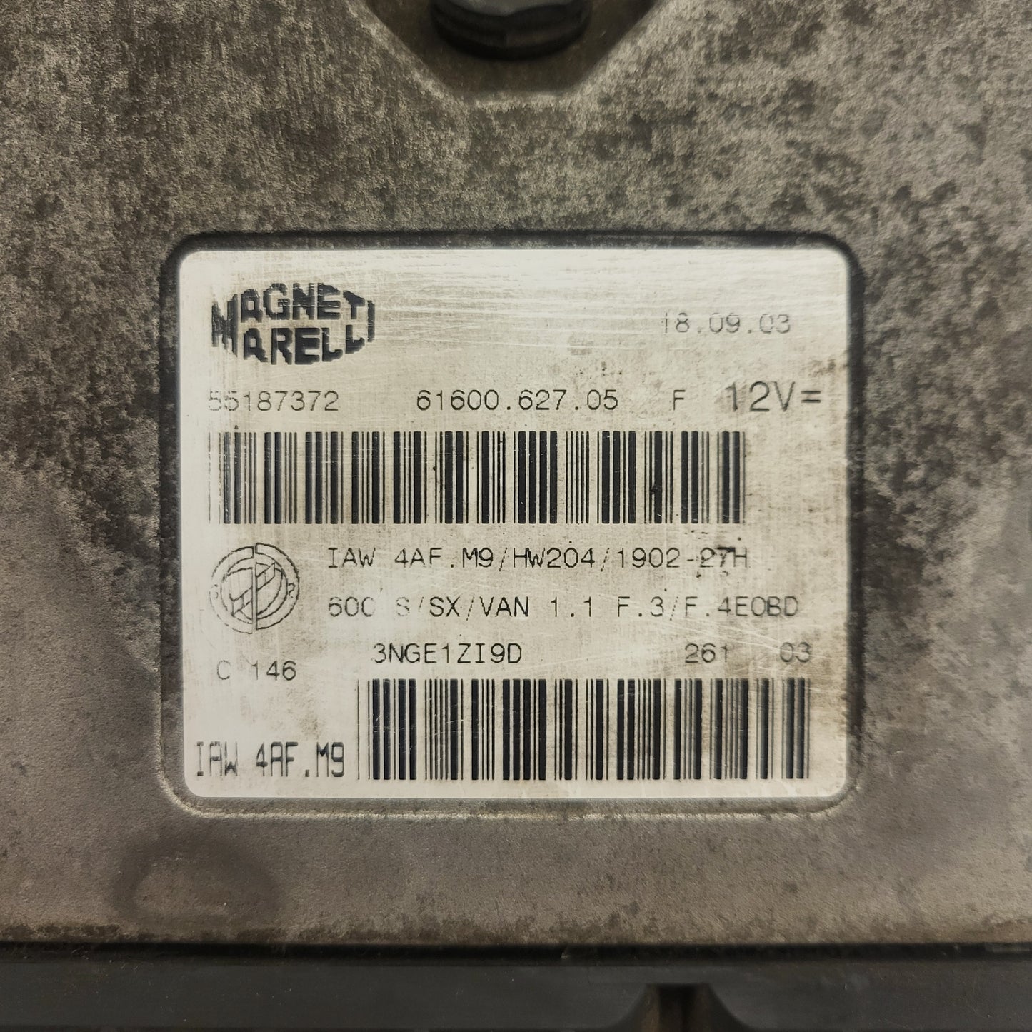 Fiat Seicento 600 ECU / 55187372 / IAW 4AF.M9 / 61600.627.05 / HW204 / MAGNETI MARELLI