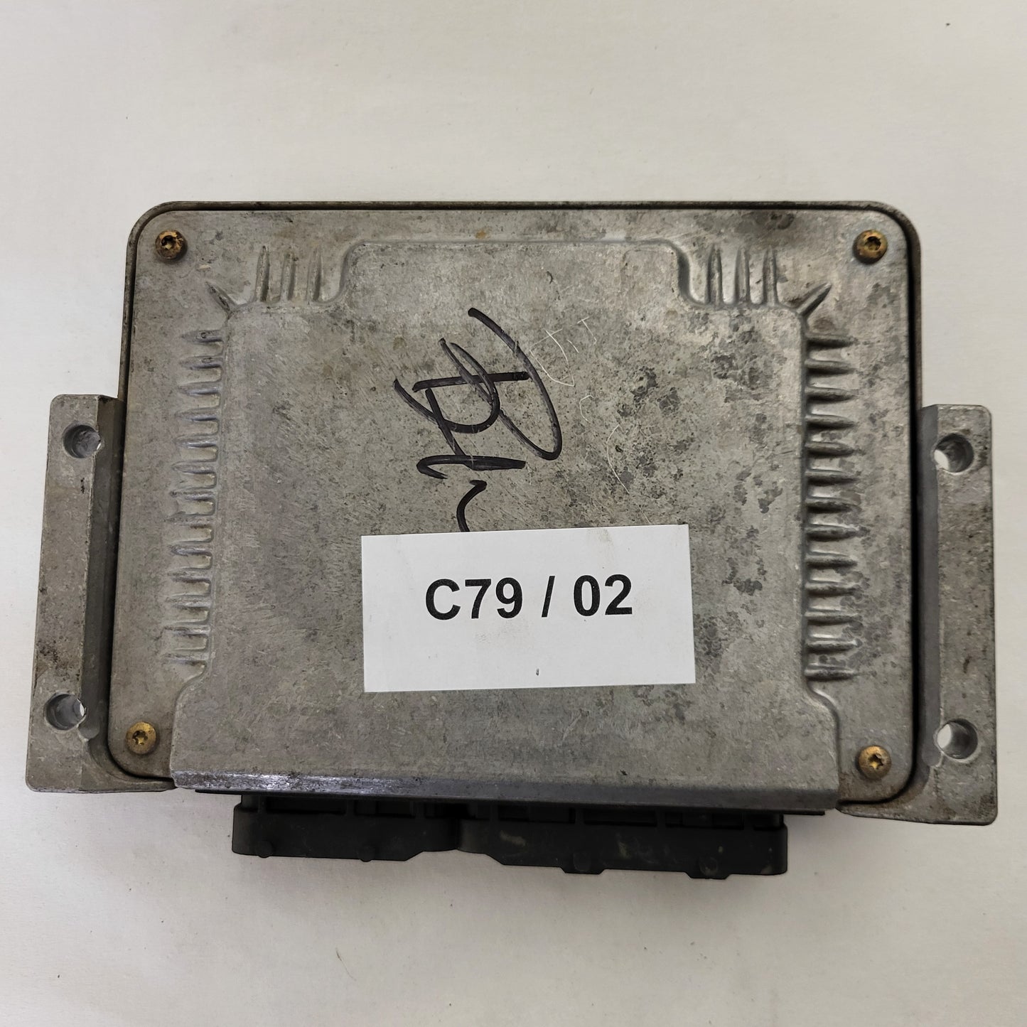 Fiat STILO ECU / 0281011396 / 55187569 / 1039S02173 / BOSCH