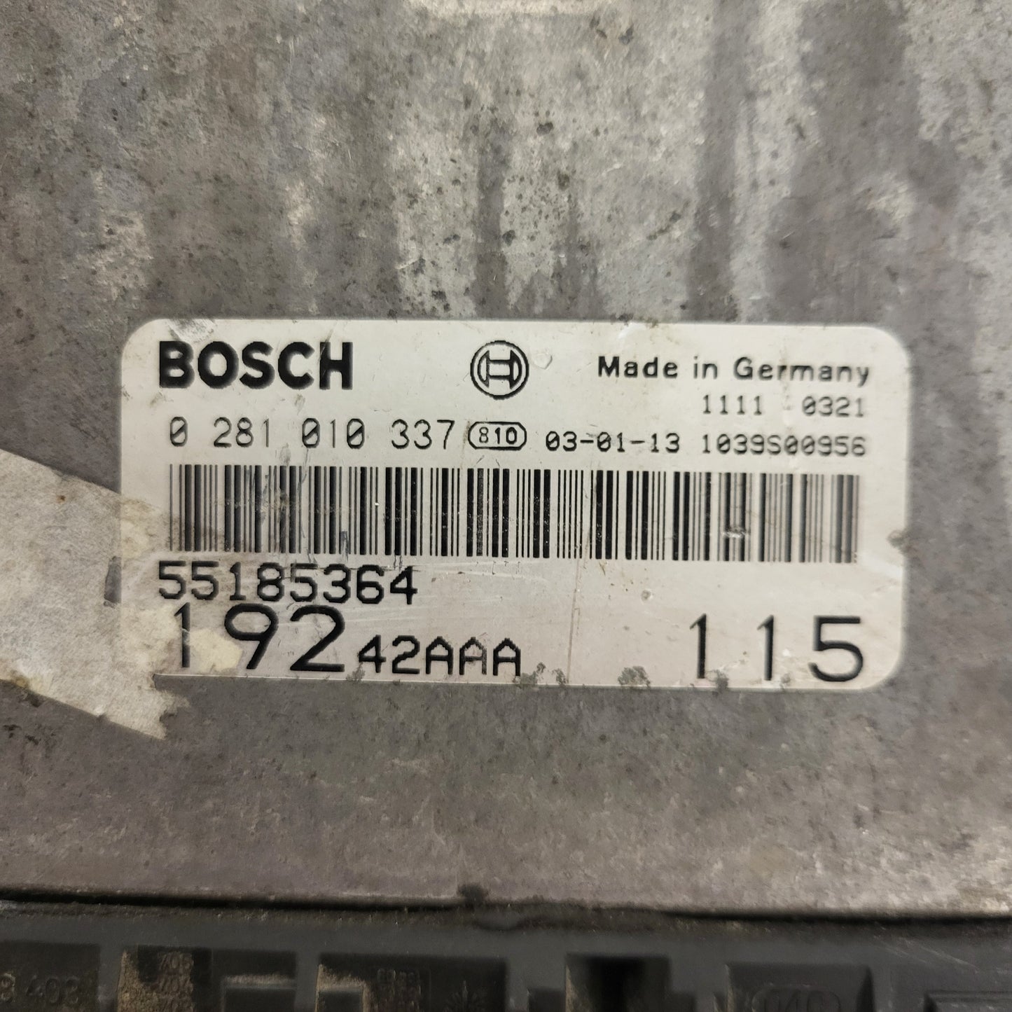 Fiat Stilo 1.9 JTD ECU / 0281010337 / 55185364 / BOSCH