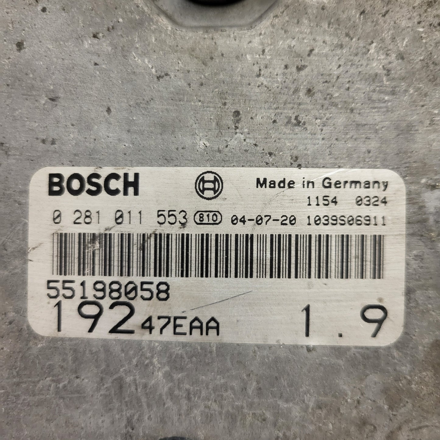 Fiat STILO ECU / 0281011553 / 55198058 / 19247EAA / BOSCH