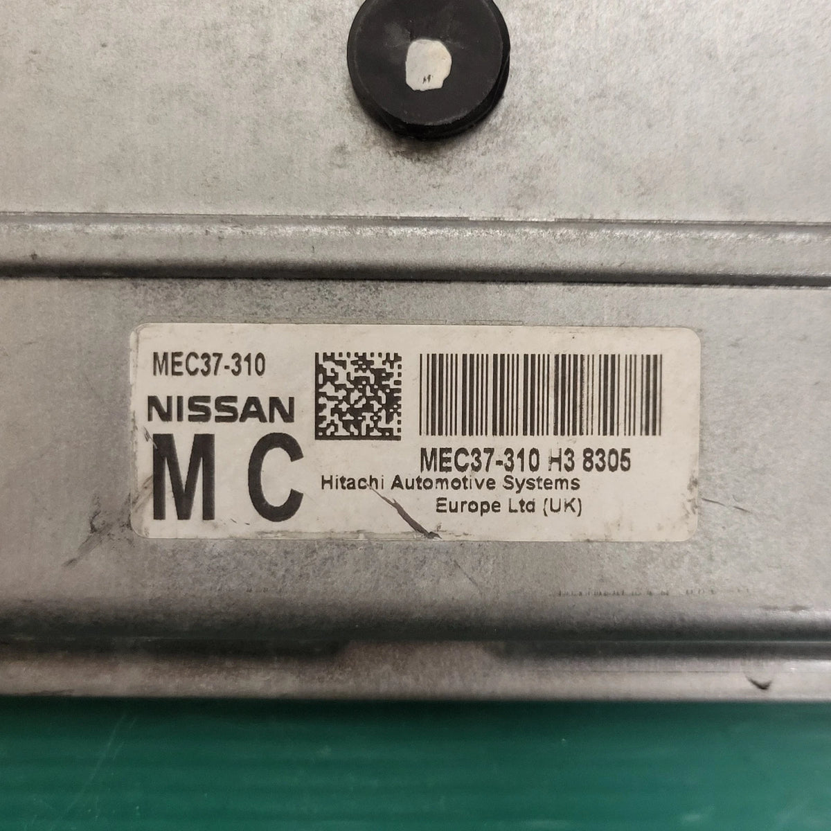 NISSAN MICRA K12 ECU / MEC37-310 / H3 8305 / MC / HITACHI - C80-09 - 2