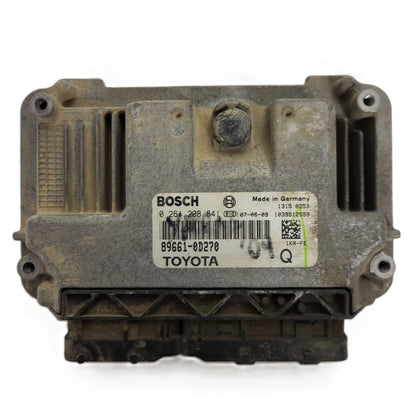 TOYOTA YARIS 1KR-FE ECU / 0261208841 / 89661-0D270 / BOSCH