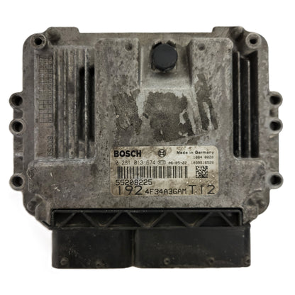 FIAT STILO ECU / 0281013674 / 55208225 / BOSCH