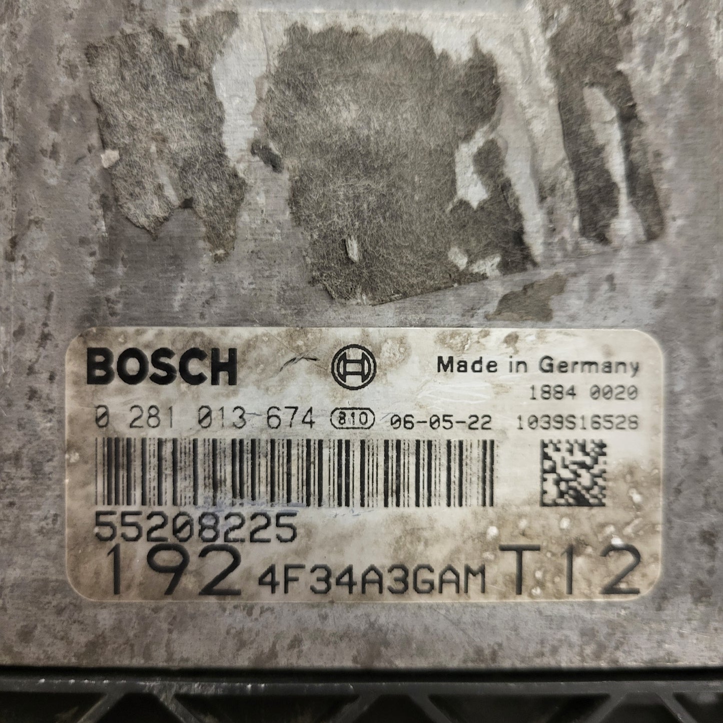 FIAT STILO ECU / 0281013674 / 55208225 / BOSCH