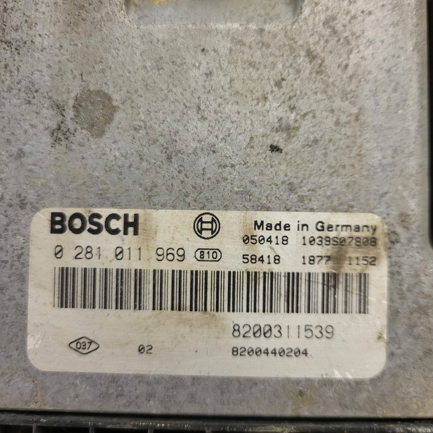 RENAULT LAGUNA ECU / 0281011969 / 8200311539 / 8200440204 / BOSCH