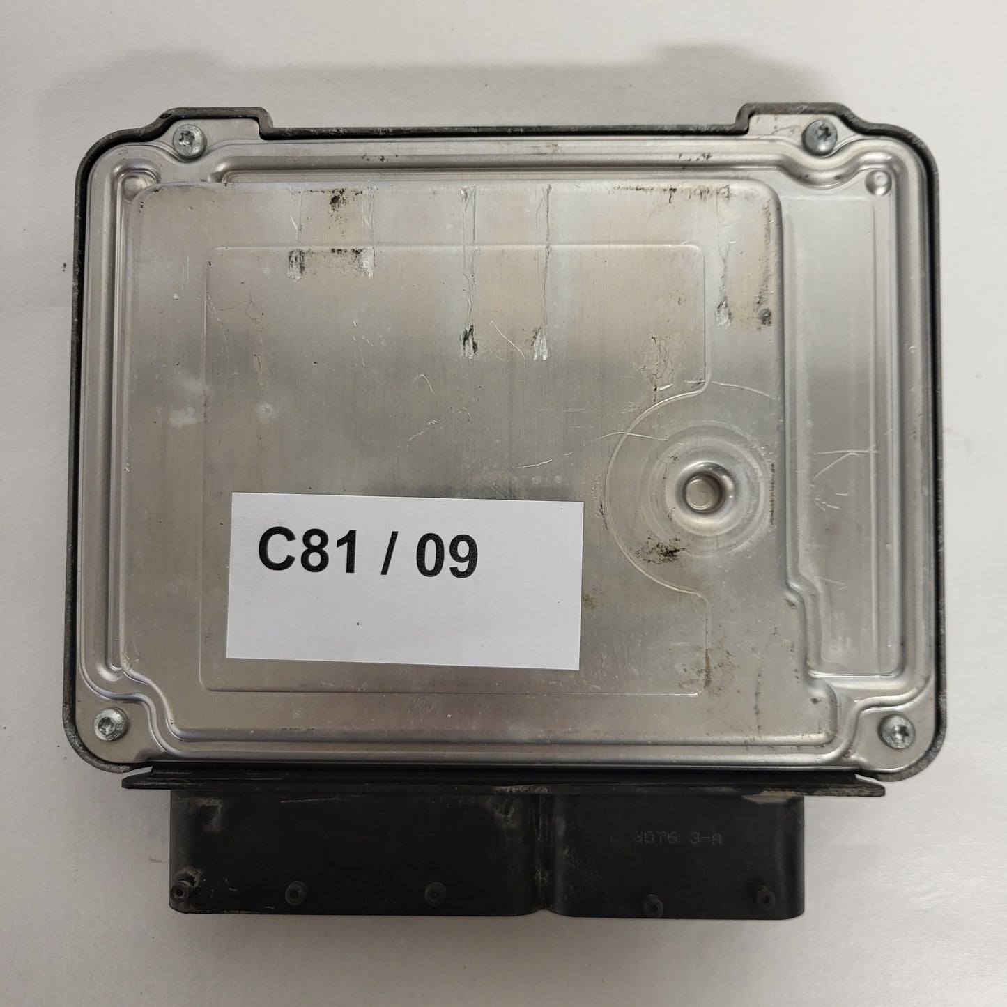 SEAT LEON ECU / 03G906021LK / 0281013279 / EDC16U34 / BOSCH