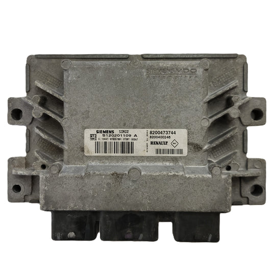RENAULT ECU / S120201109A / SIM32 / 8200473744 / 8200400246 / SIEMENS