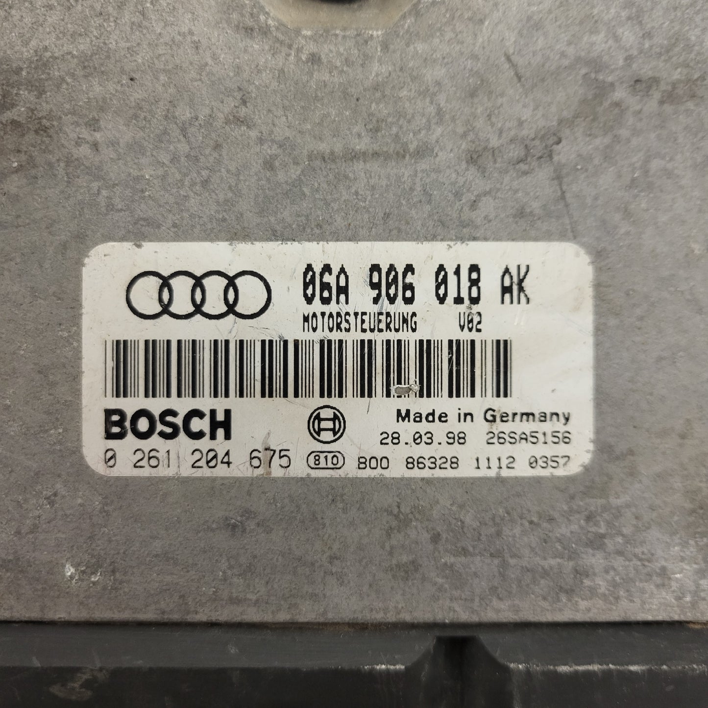 AUDI A3 ECU / 06A906018AK / 0261204675 / BOSCH
