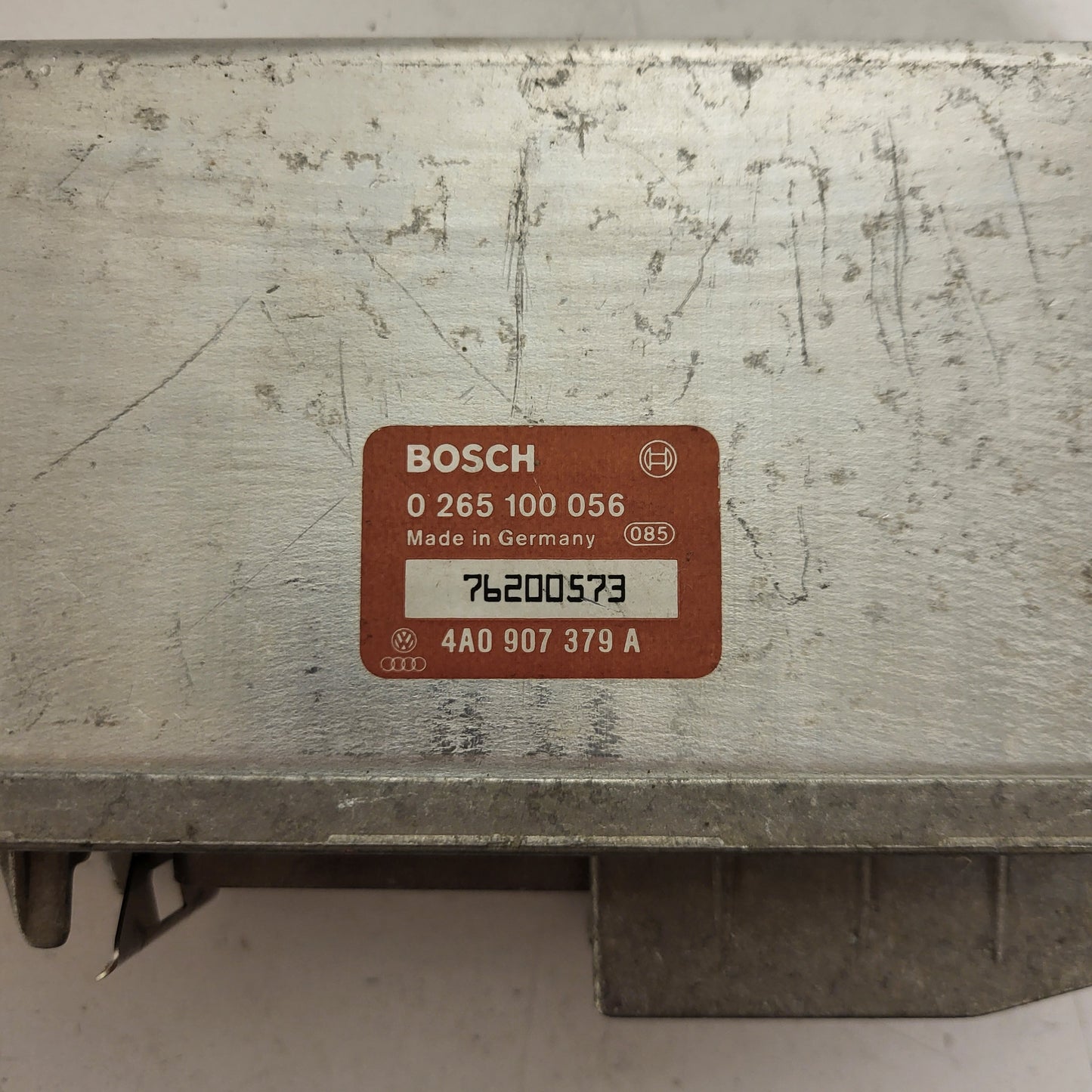 AUDI 80 ECU / 0265100056 / 4A0907379A / BOSCH