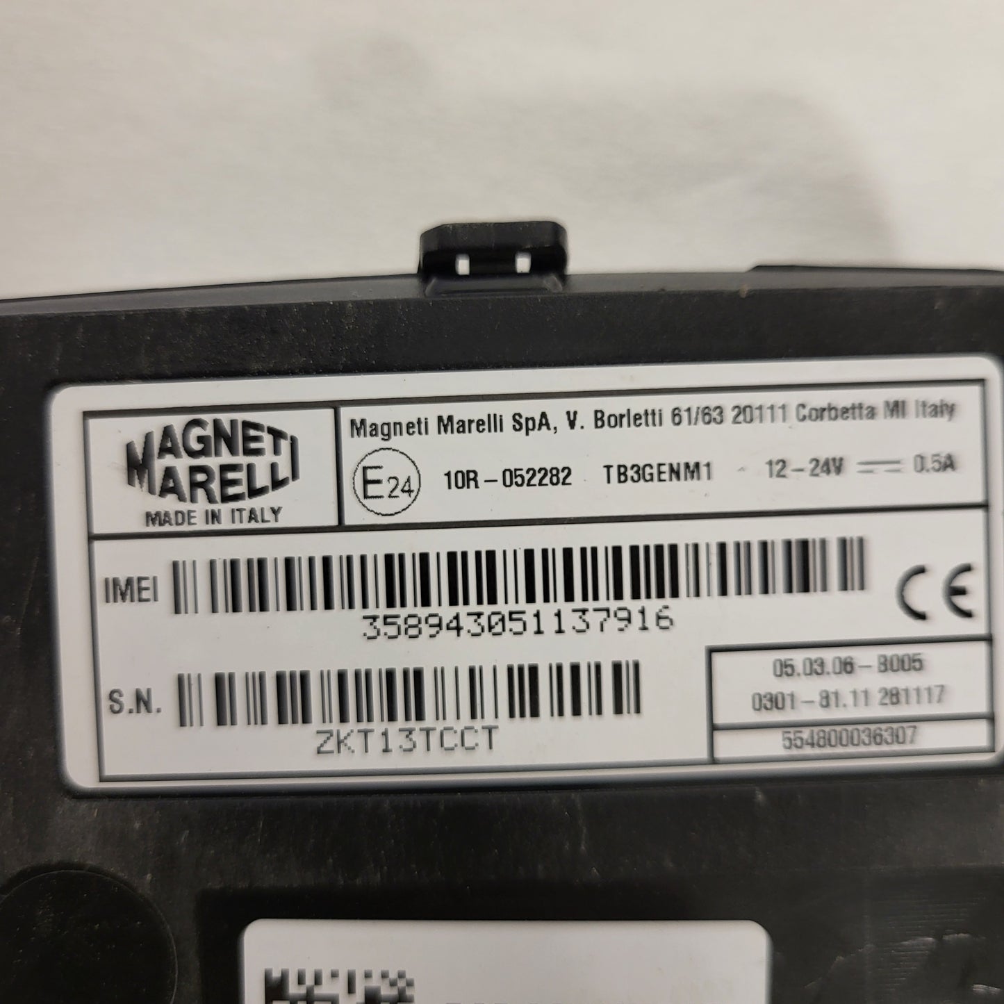 FIAT ALFA JEEP MODULE ECU / 10R-052282 / TB3GENM1 / MAGNETI MARELLI
