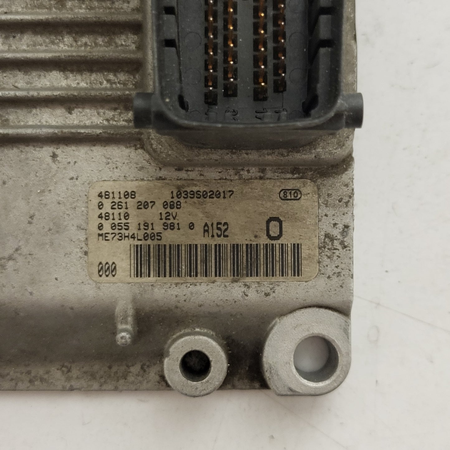 LANCIA Y YPSILON ECU / 0261207088 / 00551919810 / BOSCH