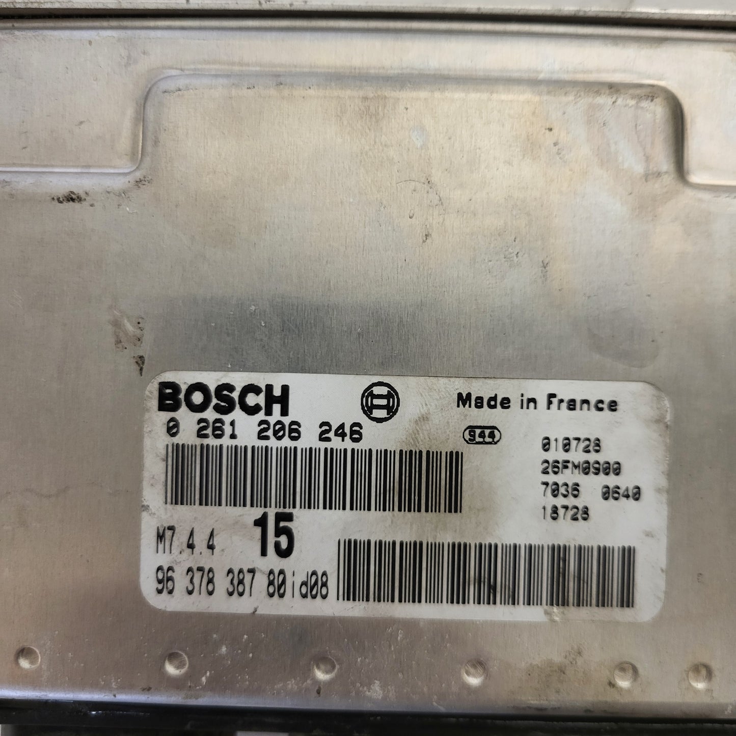 Peugeot Citroen ECU / 0261206246 / M7.4.4 / 9637838780 / BOSCH