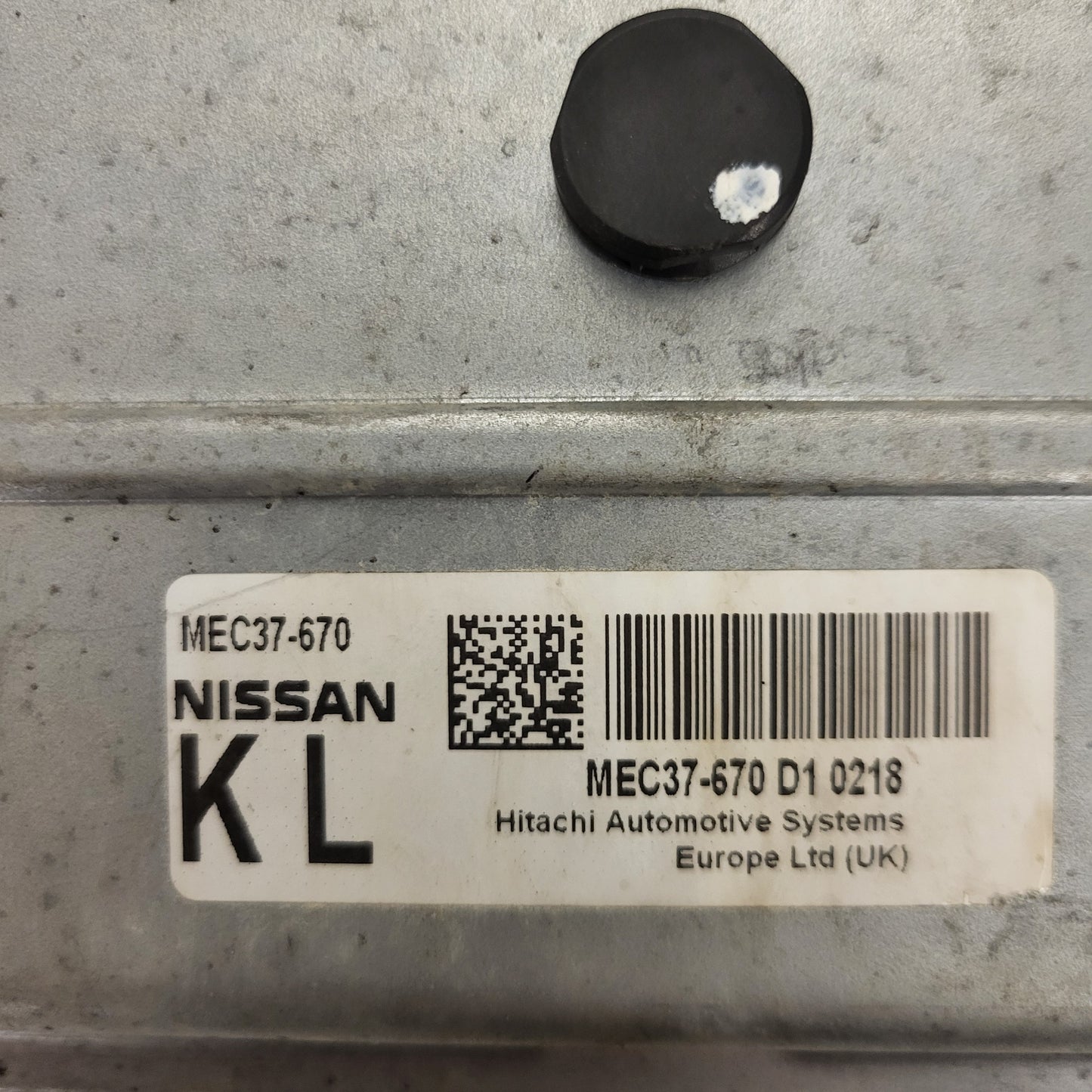 NISSAN NOTE ECU / MEC37-670 / D1 0218 / KL / HITACHI