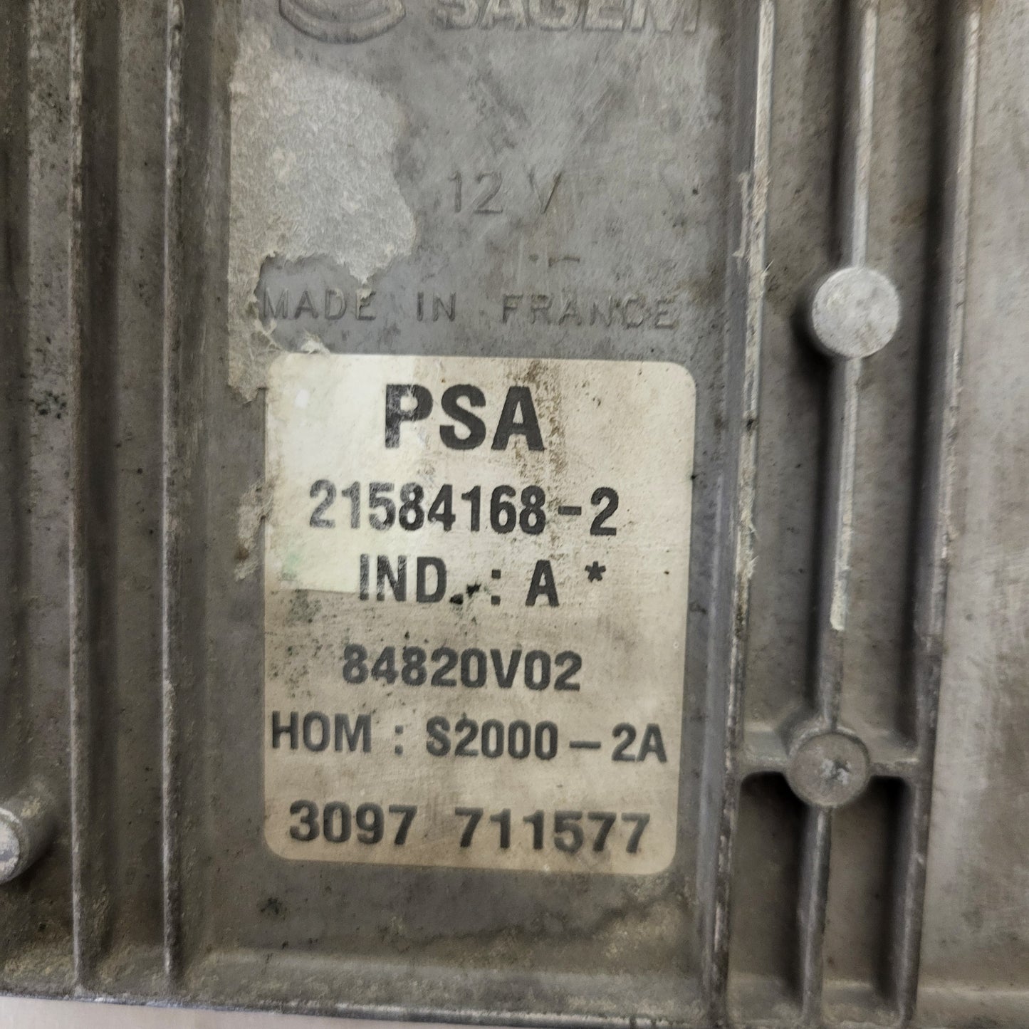 PEUGEOT CITROEN ECU / 21584168-2 / 9647759680 / 9644625680 / S2000-2A / SAGEM